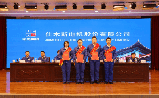 71CE2116D6E1426377F49FFFEC6_7FE677B6_13644